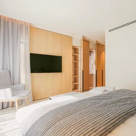 Regina Villa Saint-Tropez